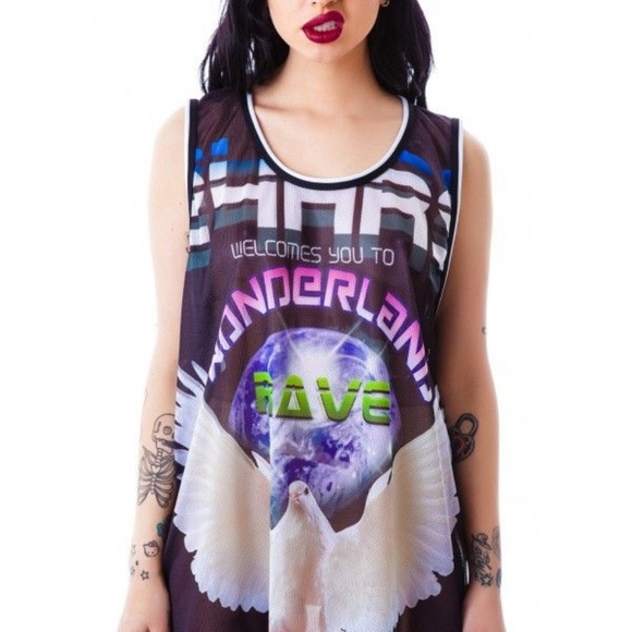 NEW SIZE 24 HRS Over-Sized Wonderland Photo Print Mesh Basketball Jersey - Picture 1 of 4